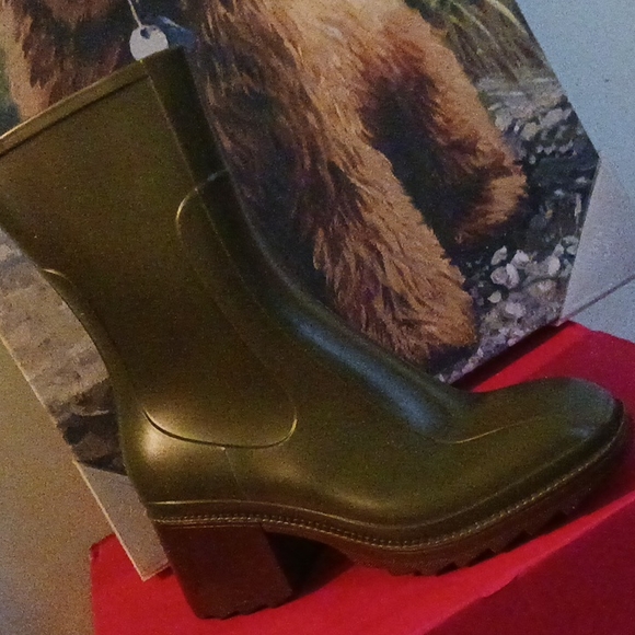 EGO - Picture 2 of 3